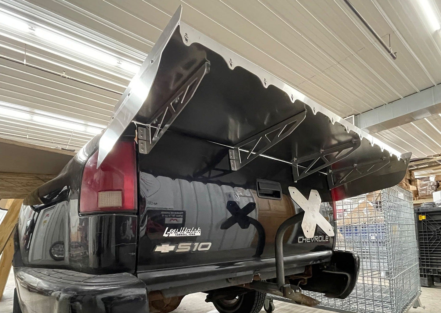 Motion Raceworks 1994-04 2nd Gen Step-Side S10 / Sonoma 15" Strutless Drag Wing 31-150-Motion Raceworks-Motion Raceworks