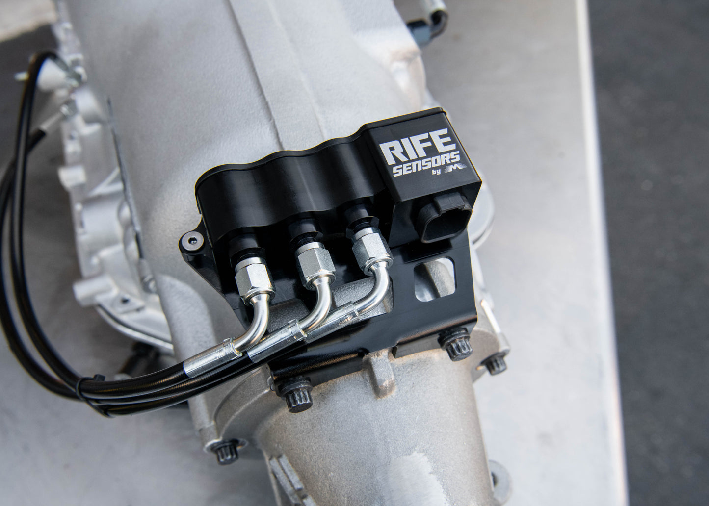 RIFE ProMod Series Transmission Combo Pack for TH400 Lock Up Transmission Pressure Triple Sensor Block Kit with Mount - Motion Raceworks
